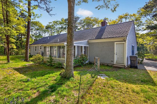 80 Roosevelt Road, Cotuit, MA 02635
