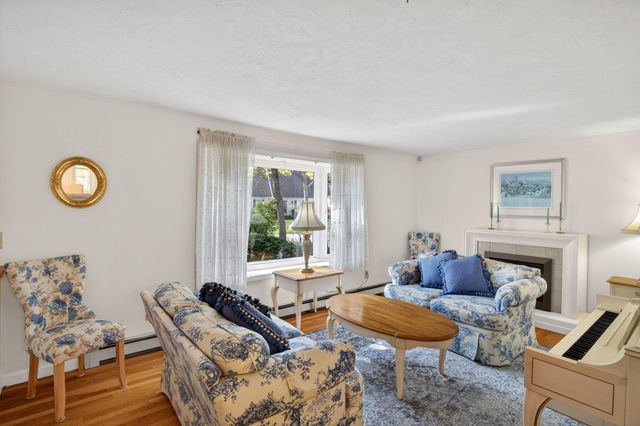 80 Roosevelt Road, Cotuit, MA 02635