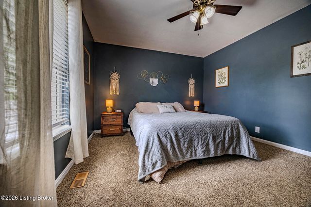 192 Hare Ln, Mt Washington, KY 40047