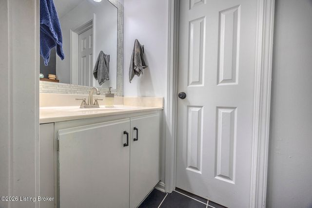 192 Hare Ln, Mt Washington, KY 40047
