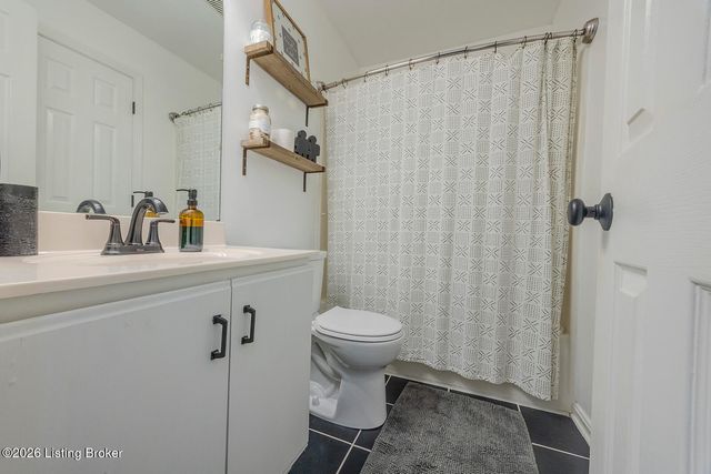 192 Hare Ln, Mt Washington, KY 40047