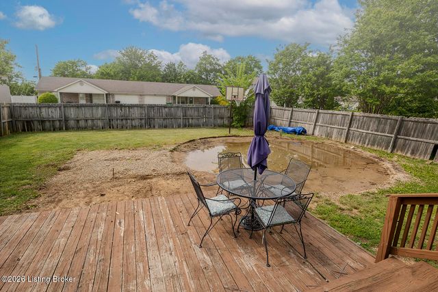 192 Hare Ln, Mt Washington, KY 40047
