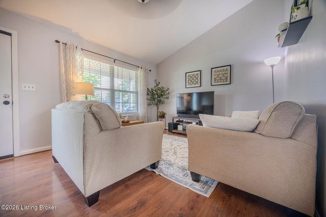 192 Hare Ln, Mt Washington, KY 40047