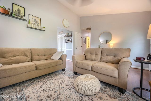 192 Hare Ln, Mt Washington, KY 40047