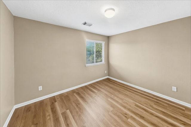 1711 Mickle Creek Drive, Houston, TX 77049