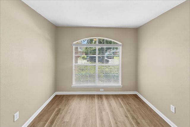 1711 Mickle Creek Drive, Houston, TX 77049