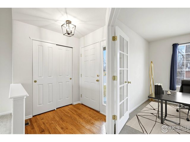 1503 Prairie Hawk Dr, Longmont, CO 80504