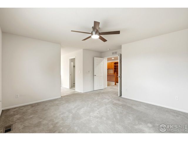 1503 Prairie Hawk Dr, Longmont, CO 80504