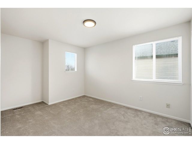 1503 Prairie Hawk Dr, Longmont, CO 80504