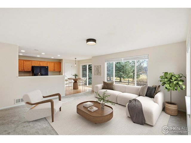 1503 Prairie Hawk Dr, Longmont, CO 80504