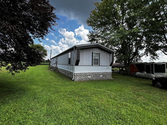 1109 Scenic Rd, Lawrenceburg, TN 38464