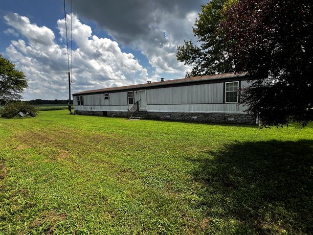 1109 Scenic Rd, Lawrenceburg, TN 38464