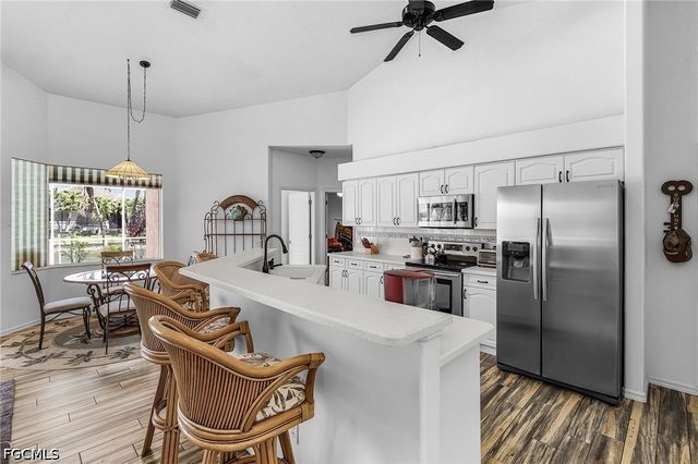 2601 SW 25th TER, Cape Coral, FL 33914