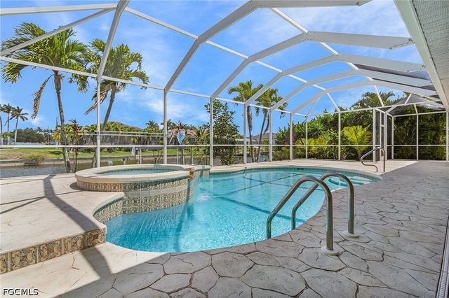 2601 SW 25th TER, Cape Coral, FL 33914