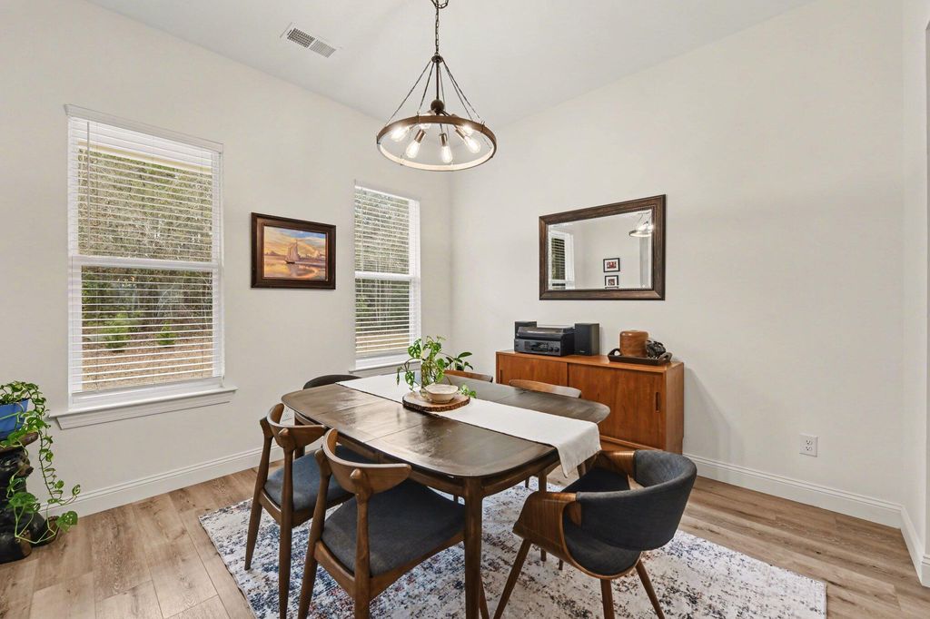 Image 11 of property listing at 2832 Edenborough Road, Johns Island, SC 29455