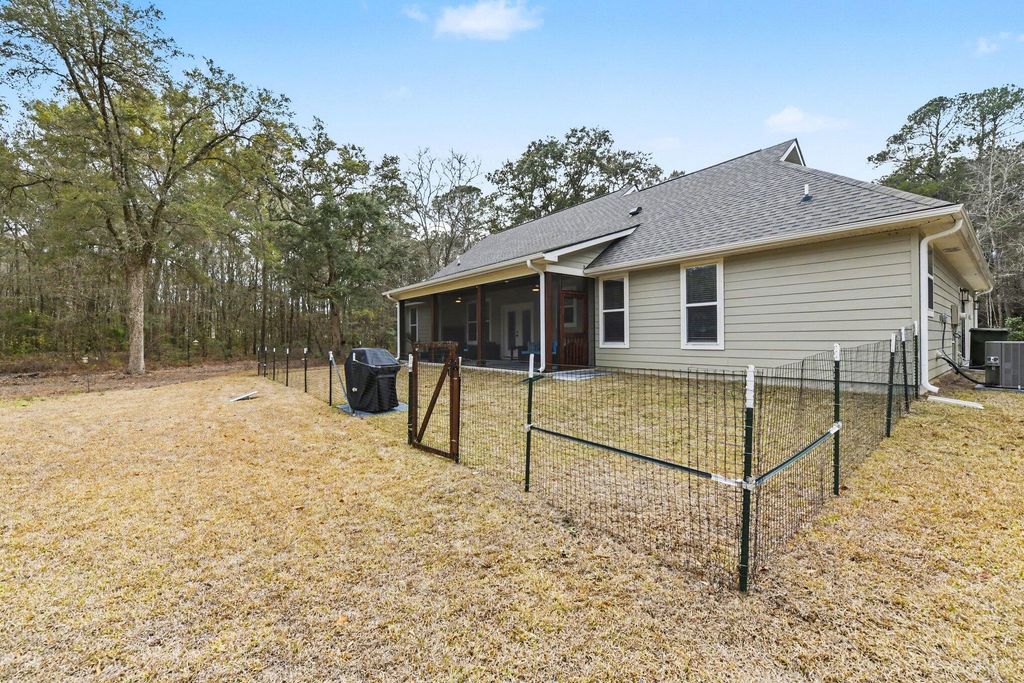 Image 30 of property listing at 2832 Edenborough Road, Johns Island, SC 29455