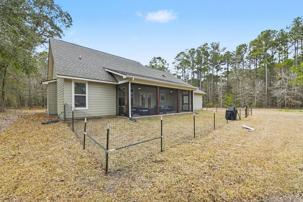 Image 32 of property listing at 2832 Edenborough Road, Johns Island, SC 29455