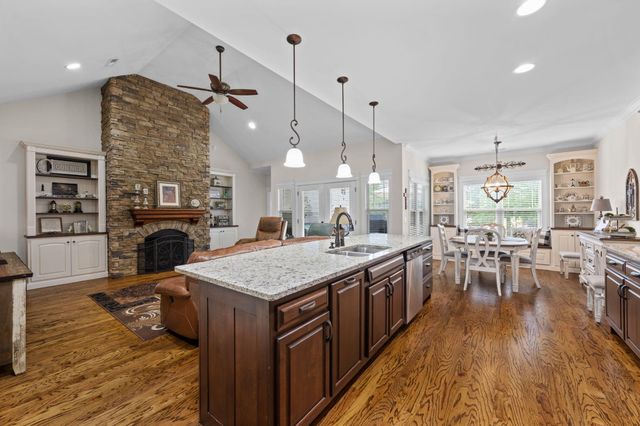 9238 Leyland Drive, Ooltewah, TN 37363