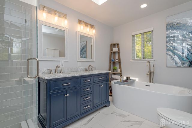 15 Daleron Place, South Amboy, NJ 08879