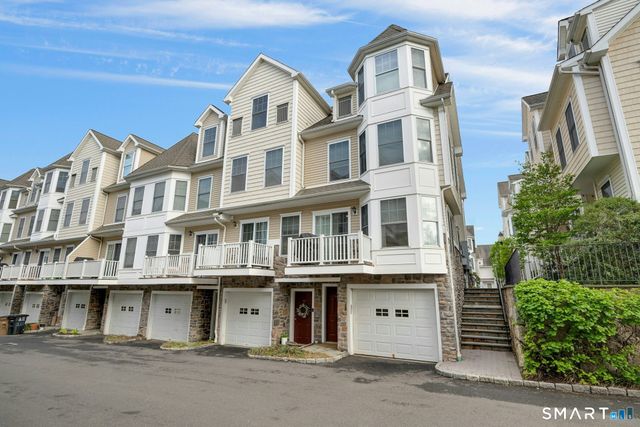 85 Camp Avenue 11A, Stamford, CT 06907