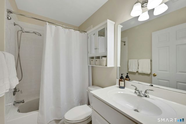 85 Camp Avenue 11A, Stamford, CT 06907
