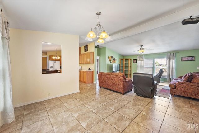 4830 Morro Drive, Bakersfield, CA 93307