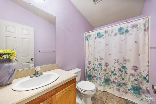 4830 Morro Drive, Bakersfield, CA 93307