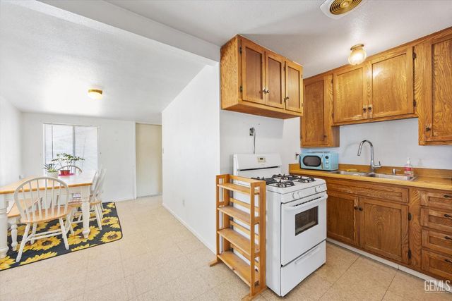 4830 Morro Drive, Bakersfield, CA 93307