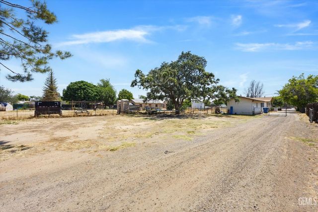 4830 Morro Drive, Bakersfield, CA 93307