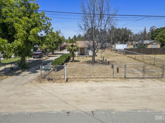 4830 Morro Drive, Bakersfield, CA 93307