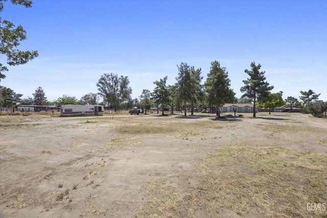 4830 Morro Drive, Bakersfield, CA 93307