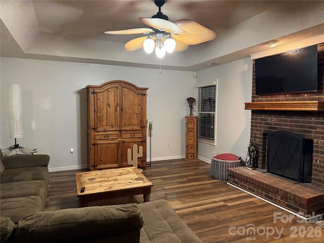 7004 Forest Hills Drive, Denver, NC 28037