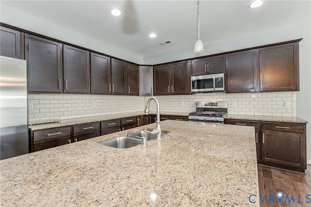 5617 Benoni Ct, Glen Allen, VA 23059