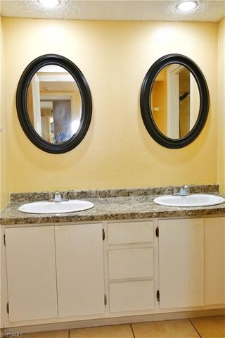 1514 Park Meadows DR 3, Fort Myers, FL 33907