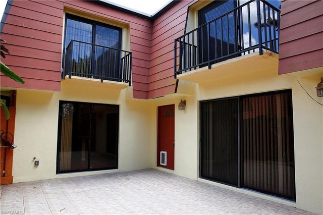 1514 Park Meadows DR 3, Fort Myers, FL 33907