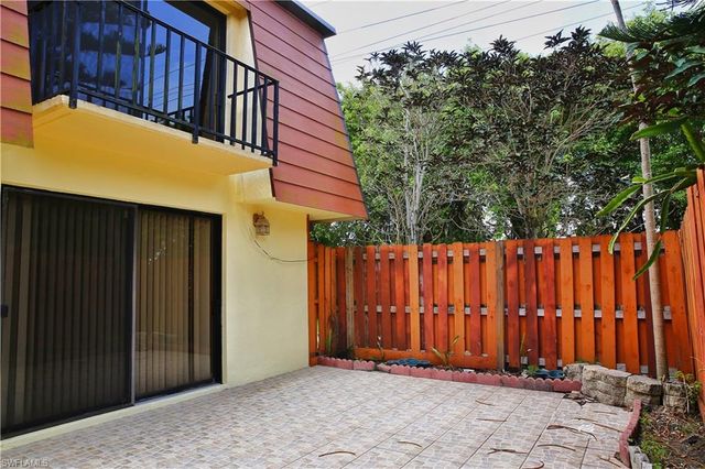 1514 Park Meadows DR 3, Fort Myers, FL 33907