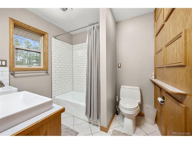 805 Lodge Pole Dr, Black Hawk, CO 80422