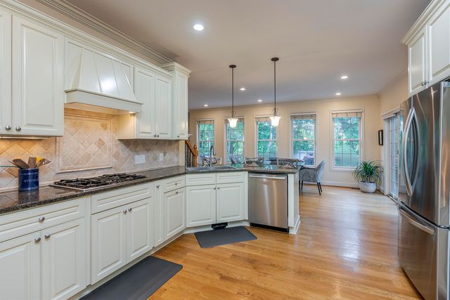 2006 Hidden Falls Trail, Richmond, KY 40475