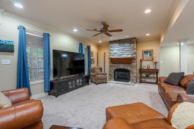 2006 Hidden Falls Trail, Richmond, KY 40475