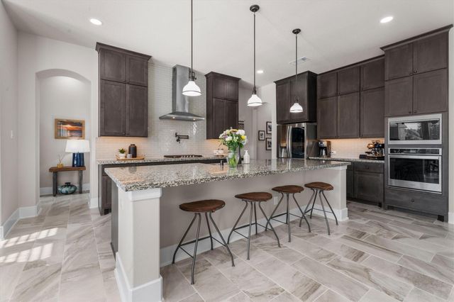 64 Winter Sunrise Circle, Tomball, TX 77375