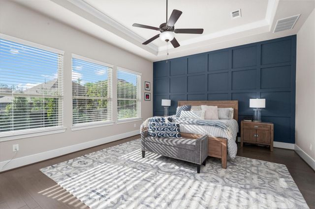 64 Winter Sunrise Circle, Tomball, TX 77375