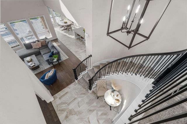 64 Winter Sunrise Circle, Tomball, TX 77375