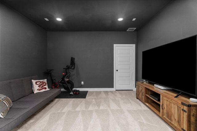 64 Winter Sunrise Circle, Tomball, TX 77375