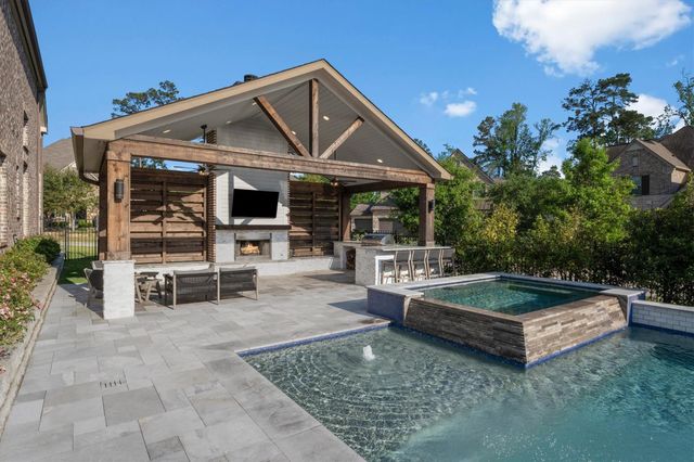 64 Winter Sunrise Circle, Tomball, TX 77375