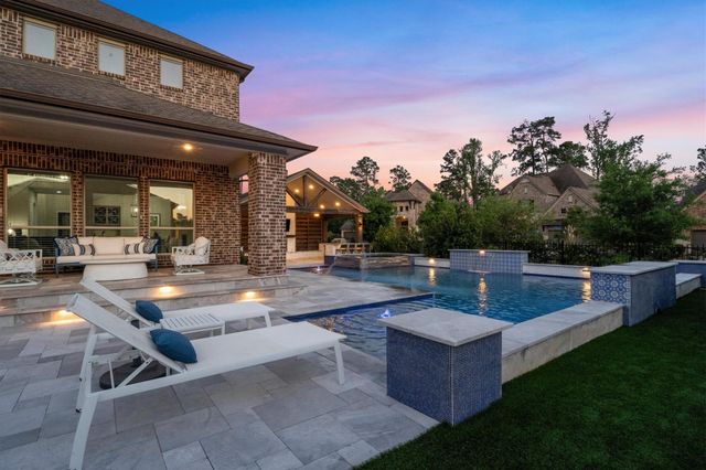 64 Winter Sunrise Circle, Tomball, TX 77375