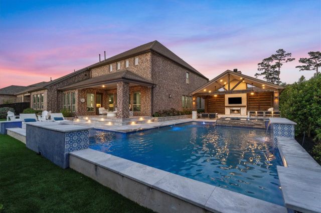 64 Winter Sunrise Circle, Tomball, TX 77375