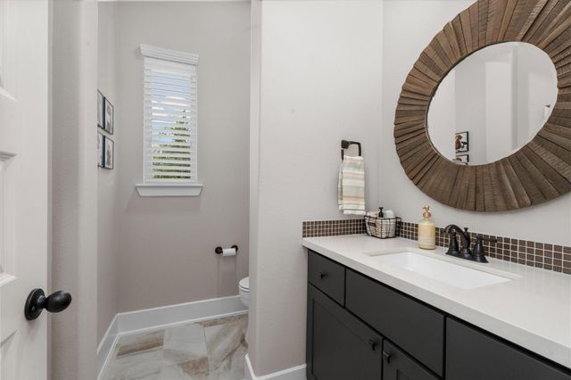 64 Winter Sunrise Circle, Tomball, TX 77375