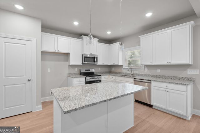 78 Maddox Drive, Mcdonough, GA 30252