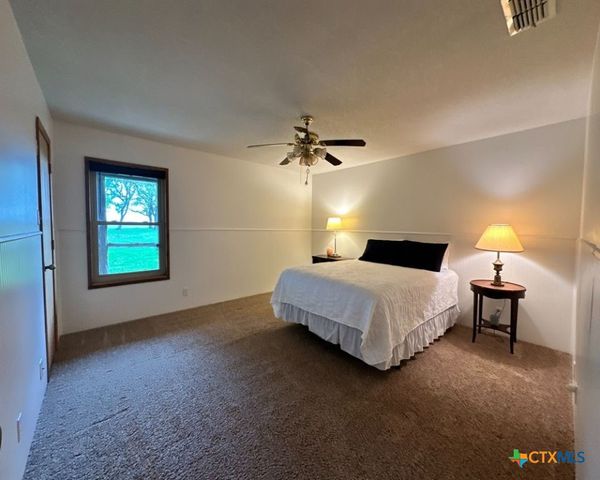 21344 Fm 2268, Holland, TX 76534