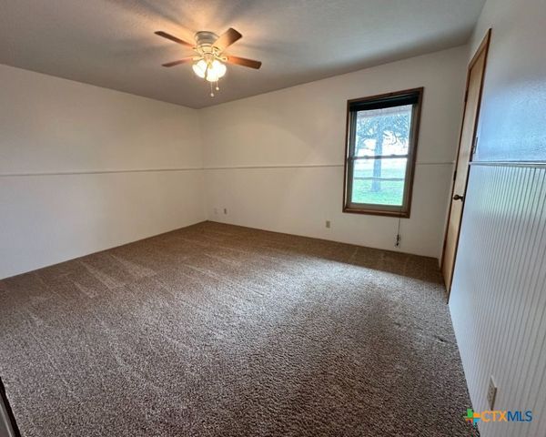 21344 Fm 2268, Holland, TX 76534